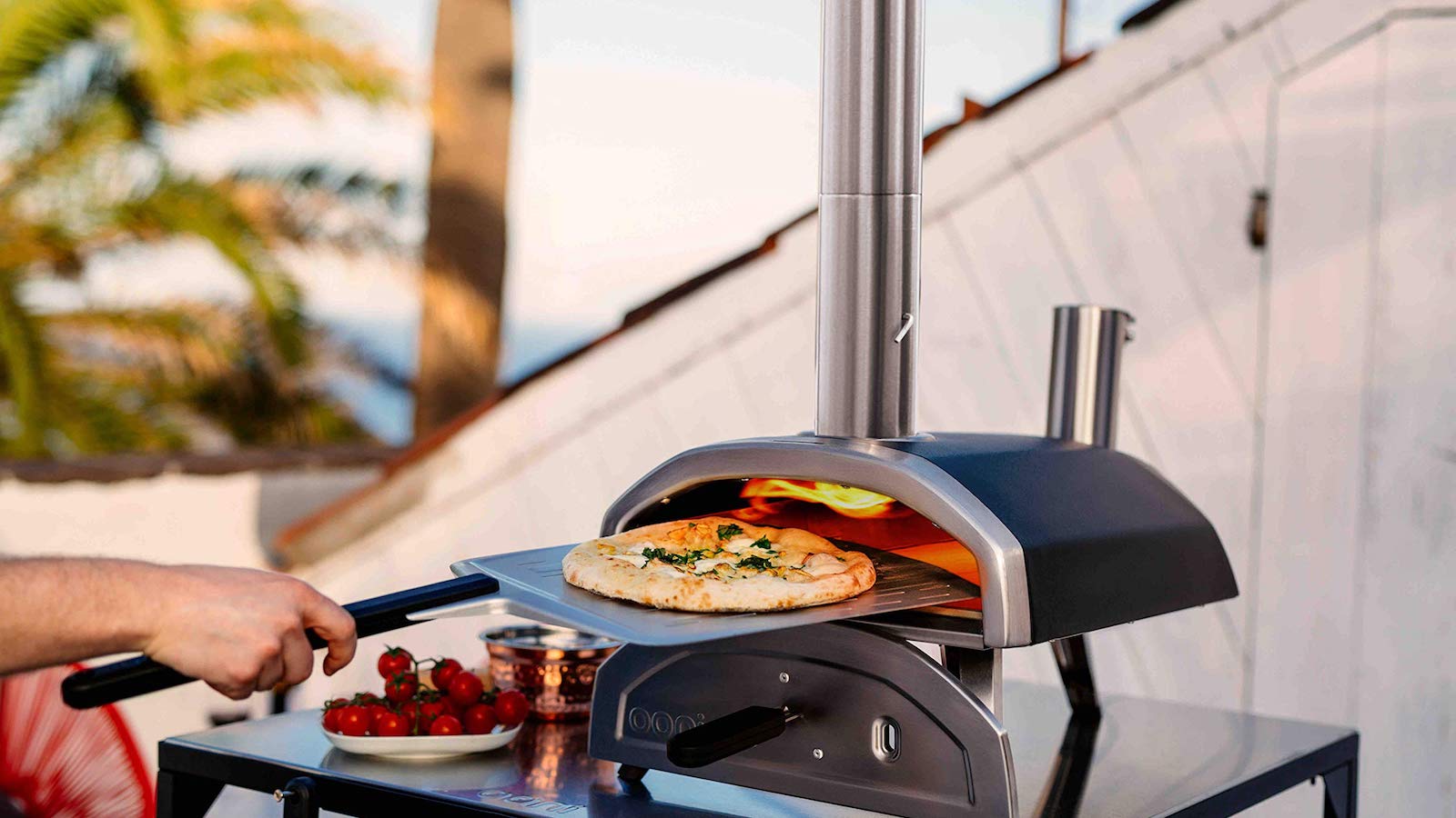 6308eed69f914-Ooni-Fyra-12-wood-pellet-pizza-oven-02.jpeg
