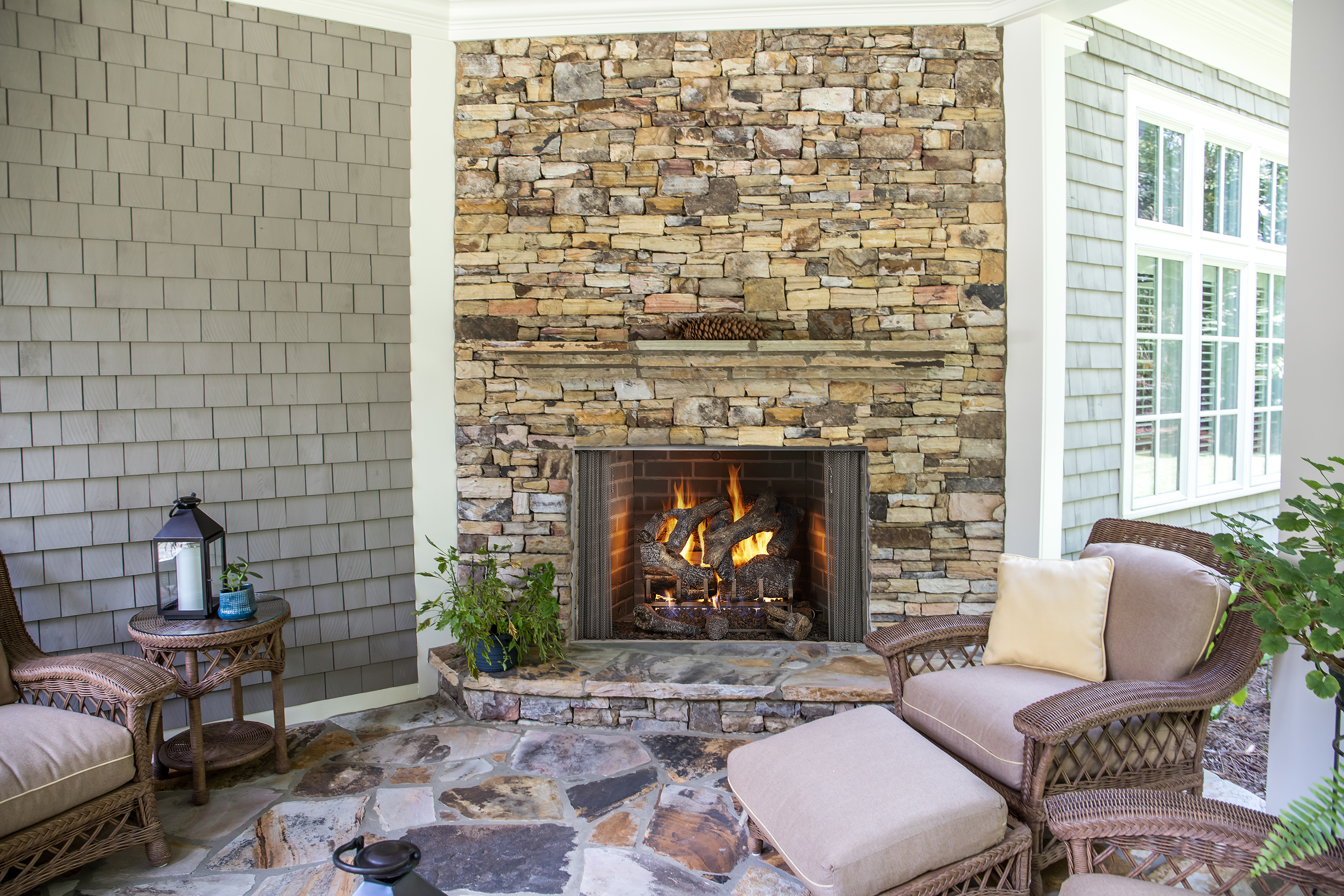 64550d3c86ae7-Cottagewood_Roomscene1-HighRes.jpg