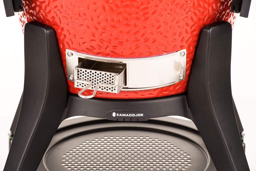 65546-kamado-joe-classic-joe-iii-18-charcoal-grill-kj23rhci-a-kj23rhci-a-7188215169086_1051x700.jpg